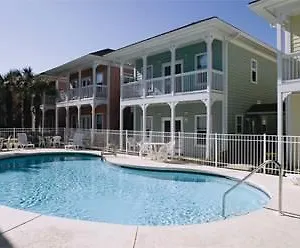 Hotel Street, Destin